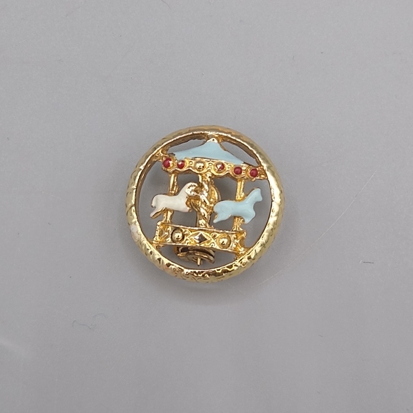 Vintage Jewelry - Carousel Brooch Lapel Pin Button Gold Enamel Vtg
